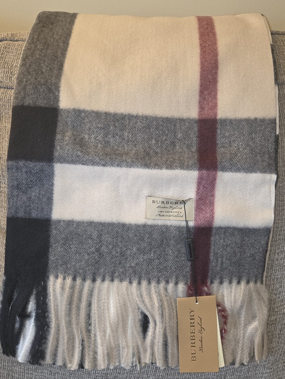 🔥NWT ✨ Burberry ✨Cashmere Multicolored Checker Scarf